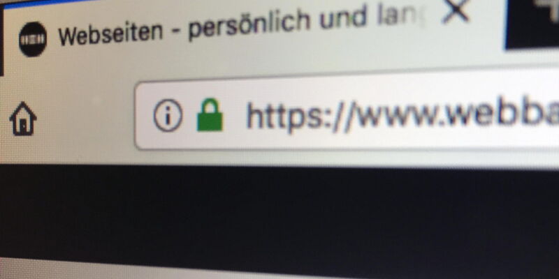 Screenshot des grünes Schlosses (SSL-Symbol) auf der Webbaumeister-Website